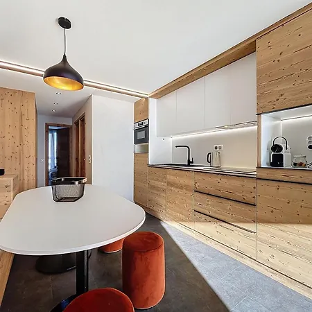 305 Peclet By Interhome